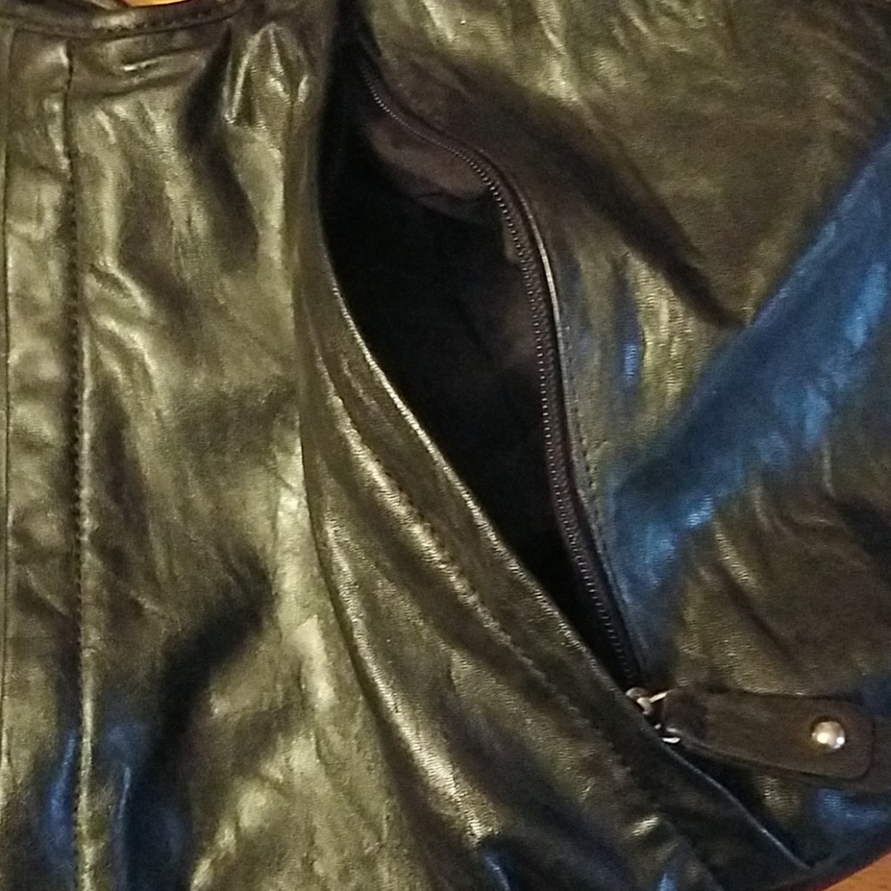 Slouchy black hobo bag - Picture 4 of 4